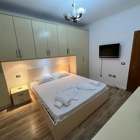 Cozy Apartment At Sunny Hill Apartman