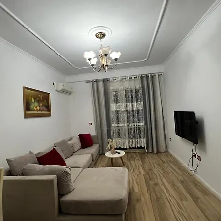 Cozy Apartment At Sunny Hill *